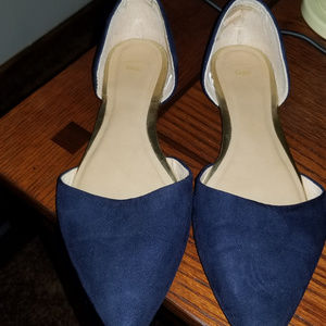 Gap Size 8 Navy with Gold Trim Flats